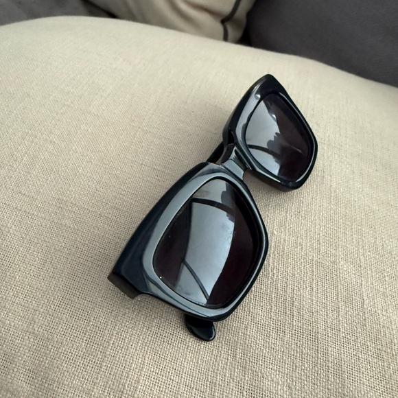 COPY - Celine Sunglasses 🔥🔥🔥🔥🔥🔥 - Picture 2 of 16